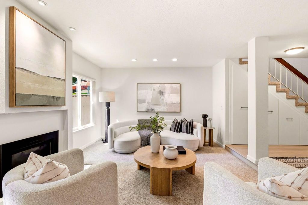 201 Flynn Avenue 3, Mountain View, CA 94043