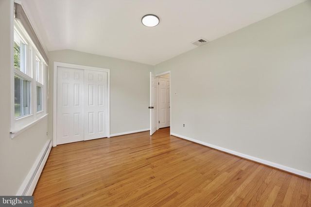1190 BEAUMONT RD, Berwyn, PA 19312