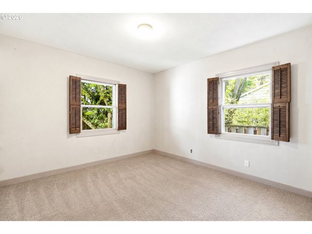 2832 Ne 9TH Ave, Portland, OR 97212