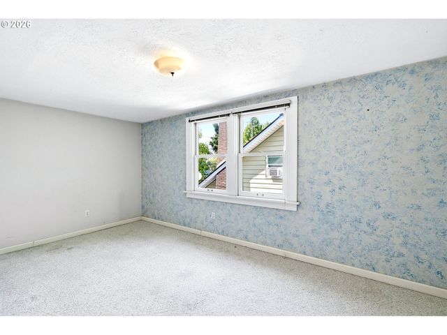 2832 Ne 9TH Ave, Portland, OR 97212