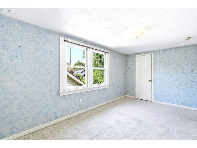 2832 Ne 9TH Ave, Portland, OR 97212