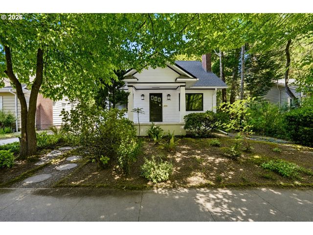 2832 Ne 9TH Ave, Portland, OR 97212