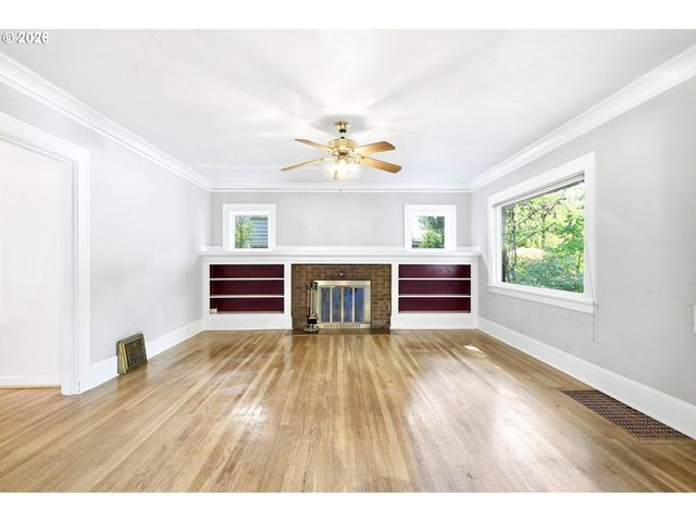2832 Ne 9TH Ave, Portland, OR 97212