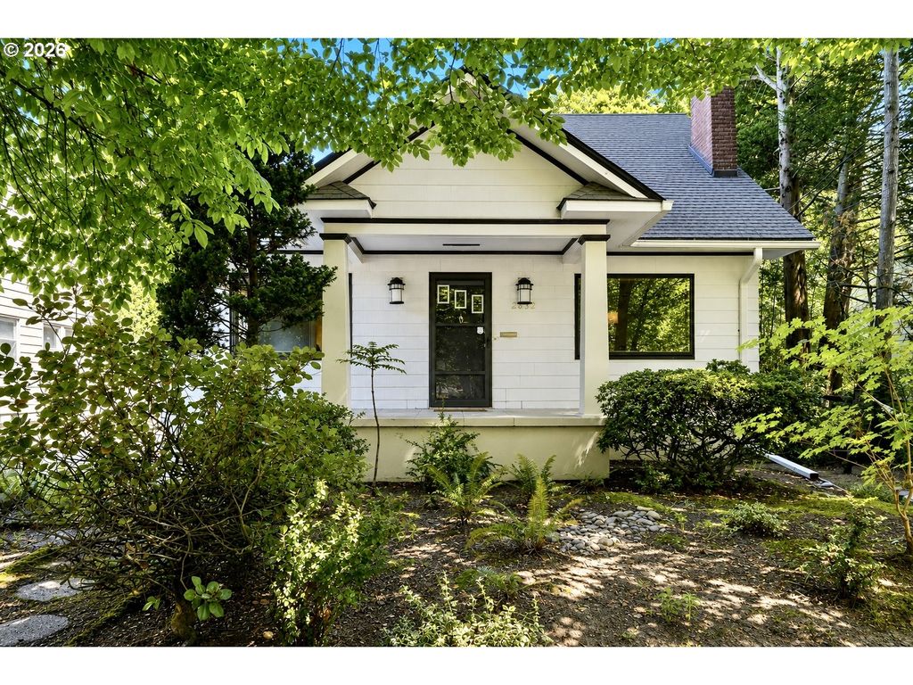 2832 Ne 9TH Ave, Portland, OR 97212