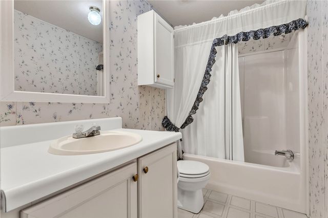 7401 Highway 24, Townville, SC 29689
