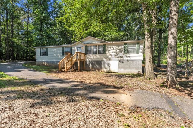 7401 Highway 24, Townville, SC 29689