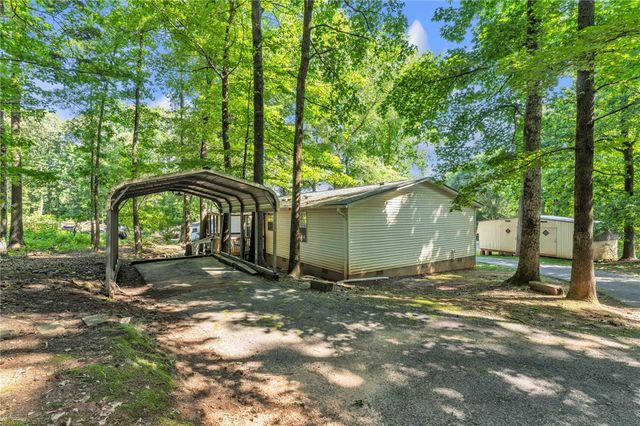 7401 Highway 24, Townville, SC 29689