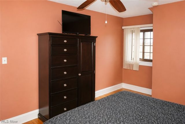 9014 Snow Road, Parma, OH 44130