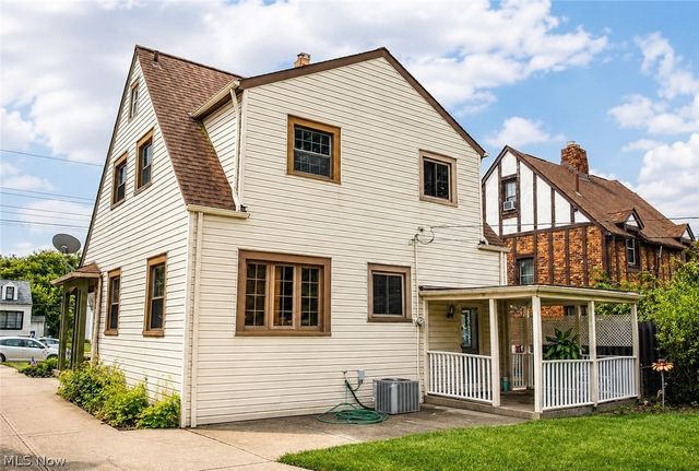 9014 Snow Road, Parma, OH 44130