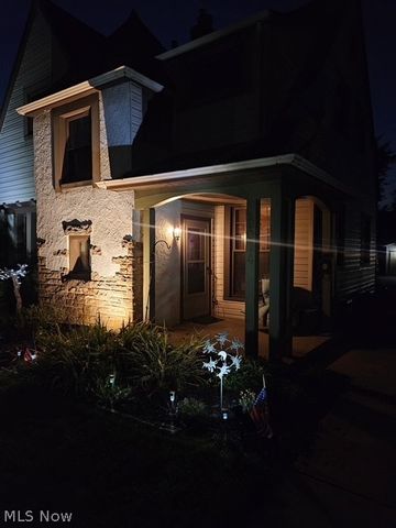 9014 Snow Road, Parma, OH 44130