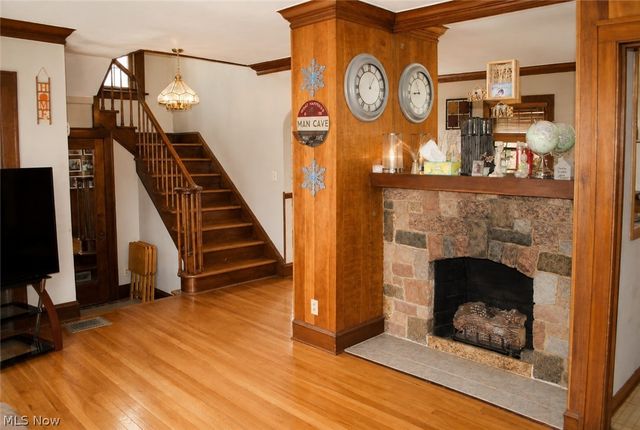 9014 Snow Road, Parma, OH 44130