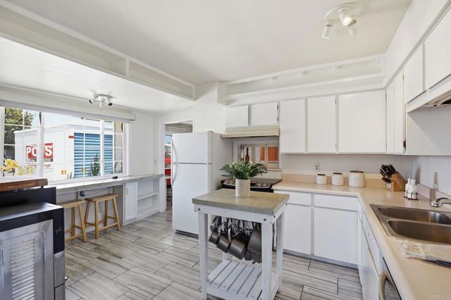 3447 HERSHEY Street, San Diego, CA 92115