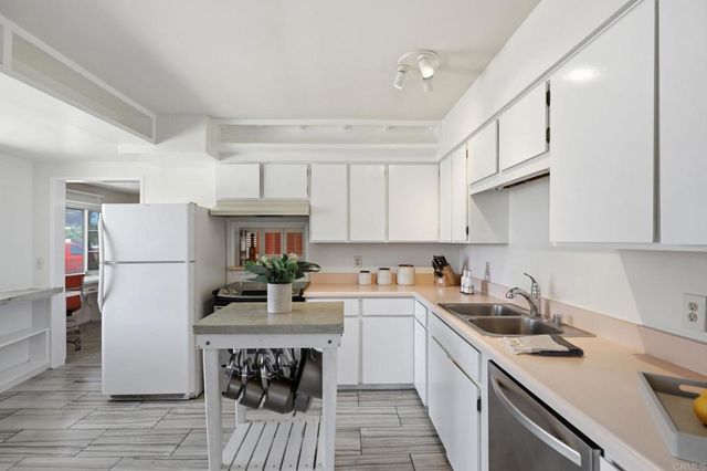 3447 HERSHEY Street, San Diego, CA 92115