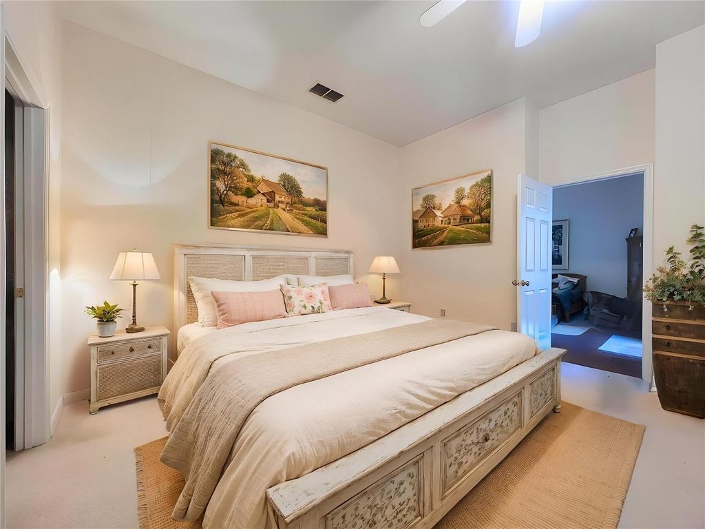 Image 5 of property listing at 1209 TRENTWOOD COURT, Lake Mary, FL 32746