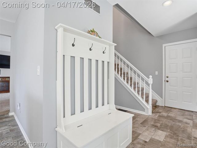 12667 Beresford Drive, Sterling Heights, MI 48313