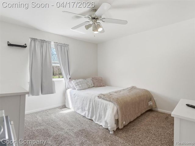 12667 Beresford Drive, Sterling Heights, MI 48313