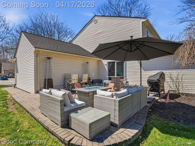 12667 Beresford Drive, Sterling Heights, MI 48313