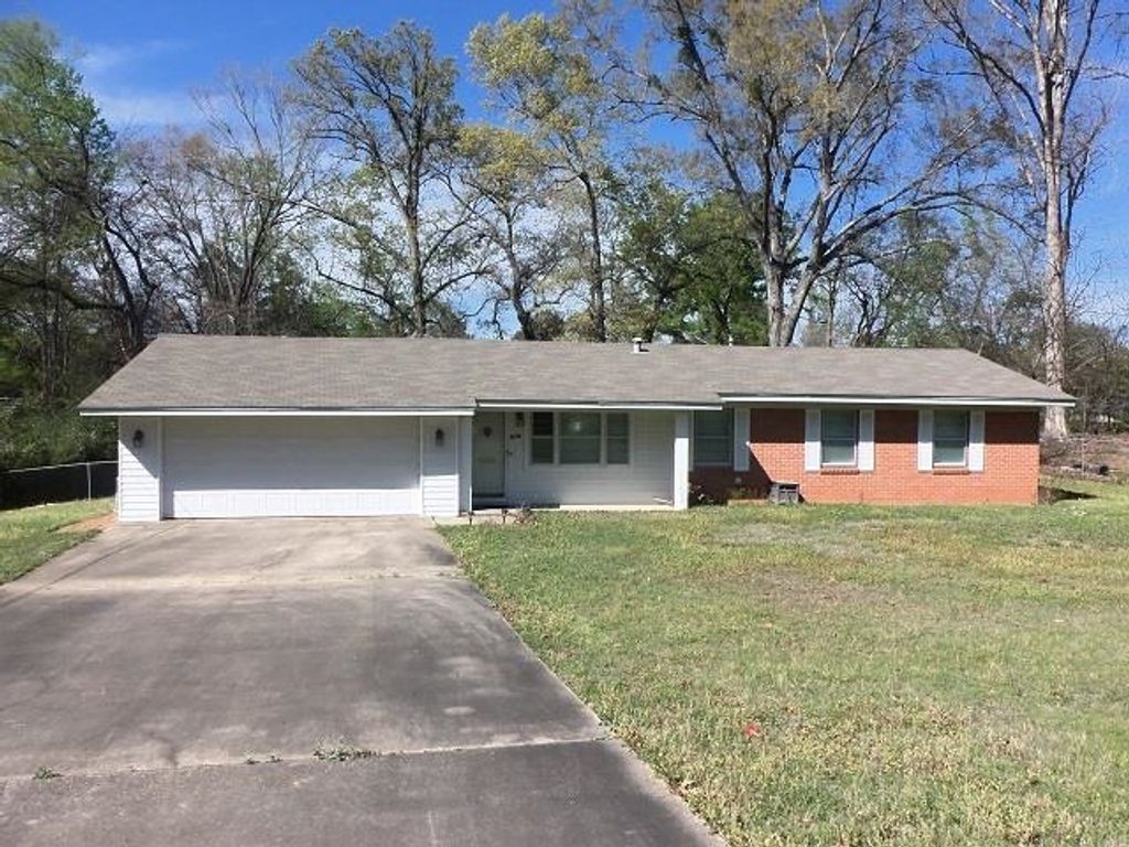 521 CAMP STREET, Kilgore, TX 75662