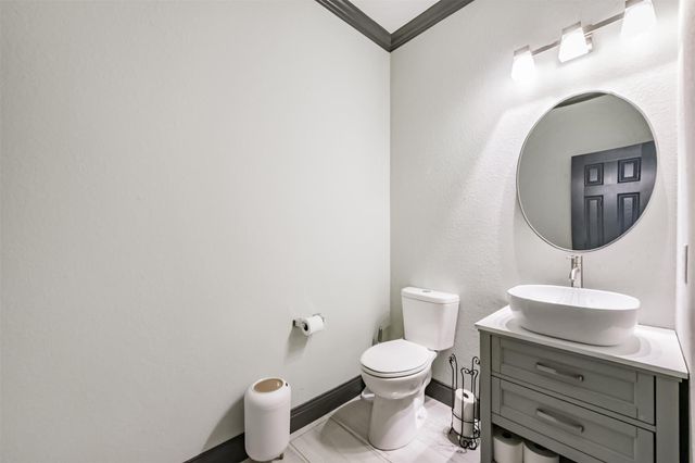 1818 Buckingham Drive, Pasadena, TX 77504