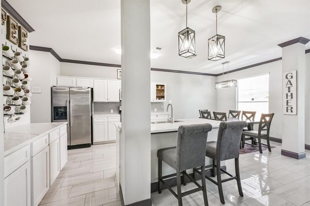 1818 Buckingham Drive, Pasadena, TX 77504