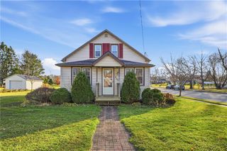 400 E Stanley Street, Thorp, WI 54771