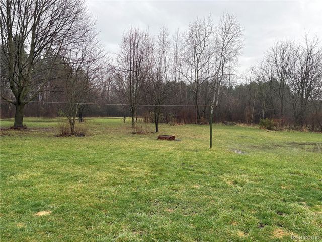 3377 S MACKIN Road, Road, Flint Charter Township, MI 48504