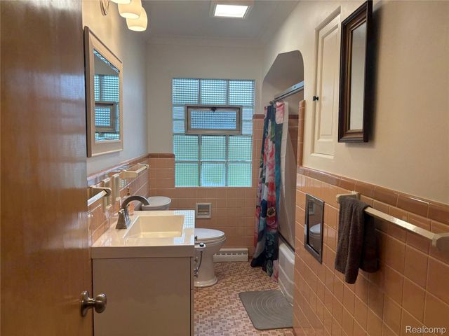 3377 S MACKIN Road, Road, Flint Charter Township, MI 48504