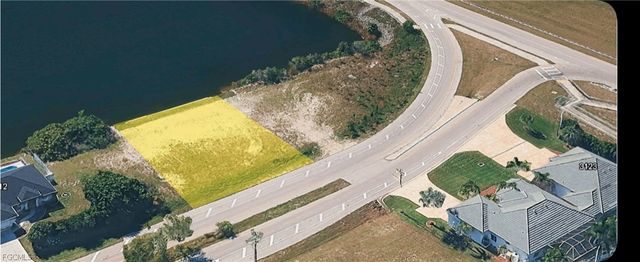 3020 Diplomat PKWY W, Cape Coral, FL 33993