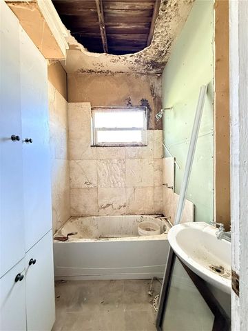 2129 UNION STREET S, St Petersburg, FL 33712