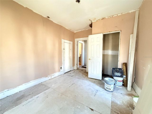 2129 UNION STREET S, St Petersburg, FL 33712