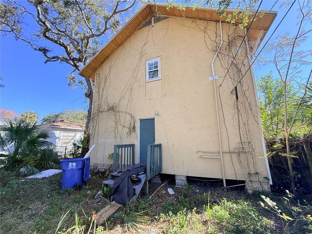 2129 UNION STREET S, St Petersburg, FL 33712