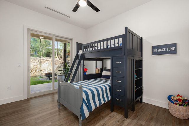 4216 Hillside DR, Lago Vista, TX 78645