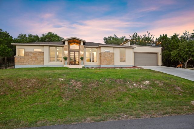 4216 Hillside DR, Lago Vista, TX 78645