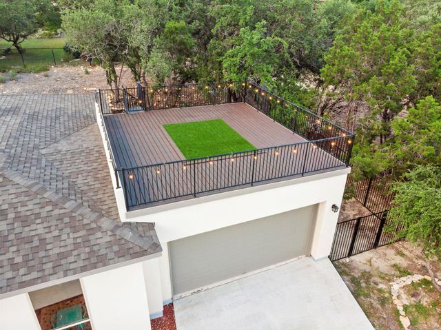 4216 Hillside DR, Lago Vista, TX 78645