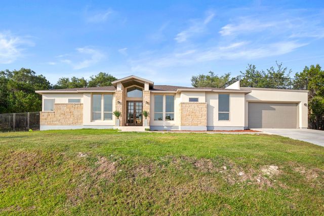 4216 Hillside DR, Lago Vista, TX 78645