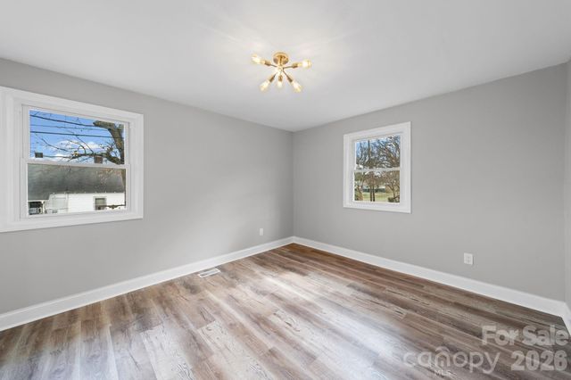 4 American Street, Mount Holly, NC 28120