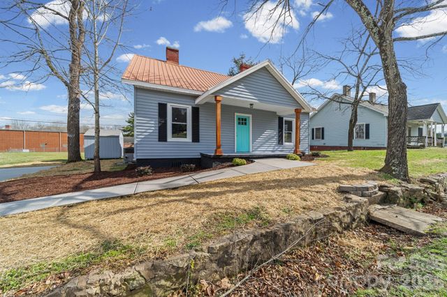 4 American Street, Mount Holly, NC 28120