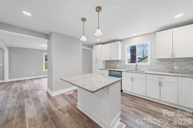 4 American Street, Mount Holly, NC 28120