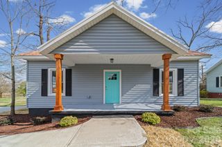 4 American Street, Mount Holly, NC 28120