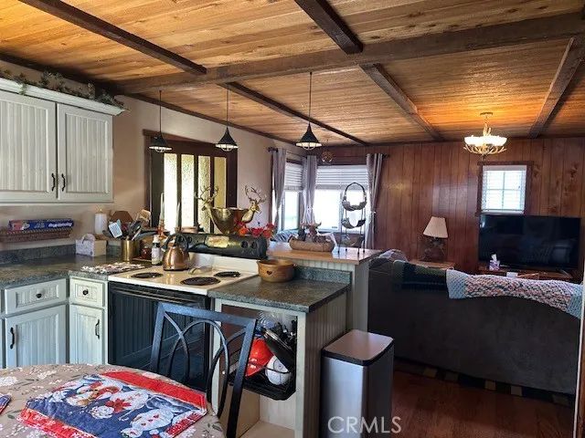 245 Sunset, Sugarloaf, CA 92386