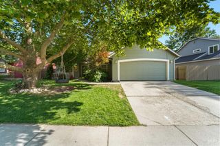 303 E Cassidy Dr, Meridian, ID 83646