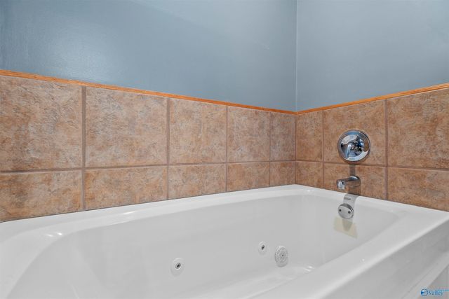 17111 Stone Valley Drive, Athens, AL 35611