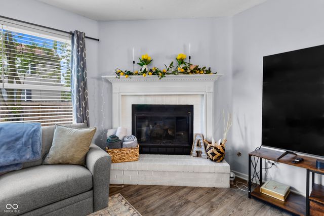 9891 Sapphire Berry Lane, Fishers, IN 46038