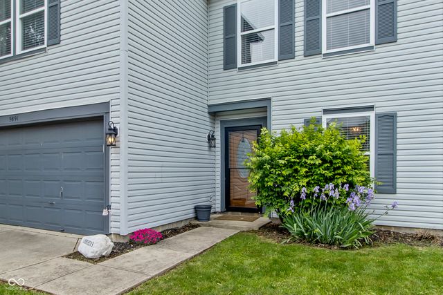 9891 Sapphire Berry Lane, Fishers, IN 46038