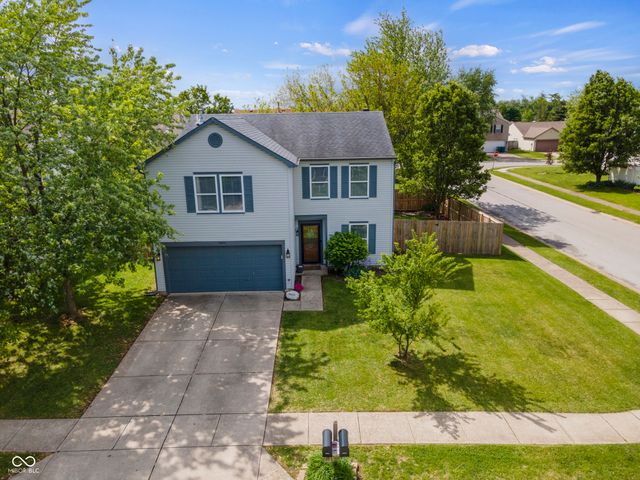 9891 Sapphire Berry Lane, Fishers, IN 46038