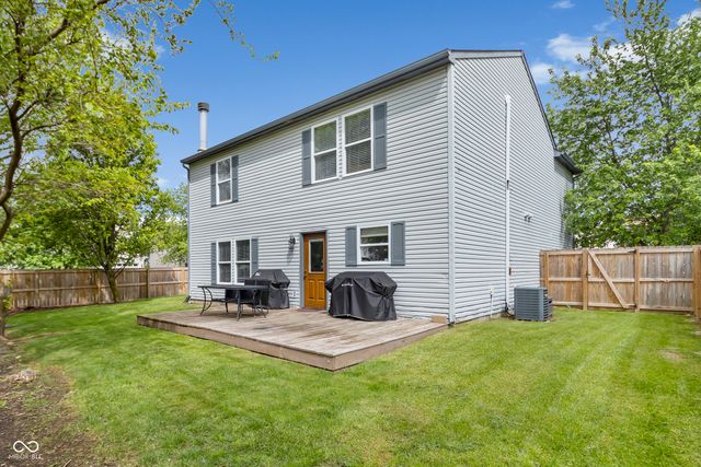 9891 Sapphire Berry Lane, Fishers, IN 46038