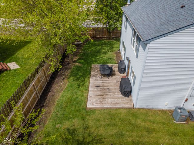 9891 Sapphire Berry Lane, Fishers, IN 46038