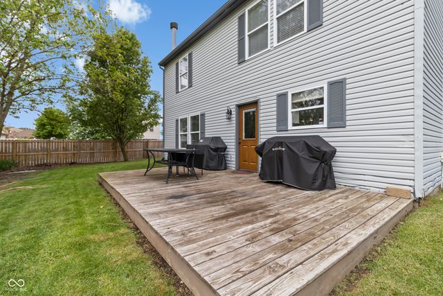 9891 Sapphire Berry Lane, Fishers, IN 46038