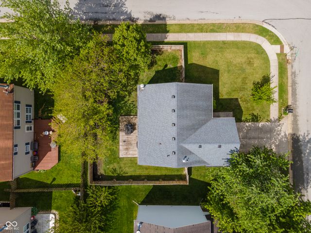 9891 Sapphire Berry Lane, Fishers, IN 46038