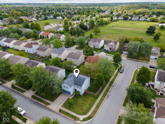 9891 Sapphire Berry Lane, Fishers, IN 46038